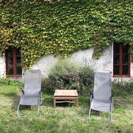 Gite De L'Edelinie Nanteuil-Auriac-de-Bourzac Exterior foto